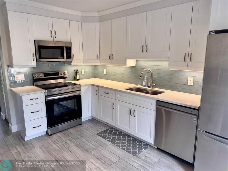 22028 Las Brisas Circle, Boca Raton, FL 33433 Photo