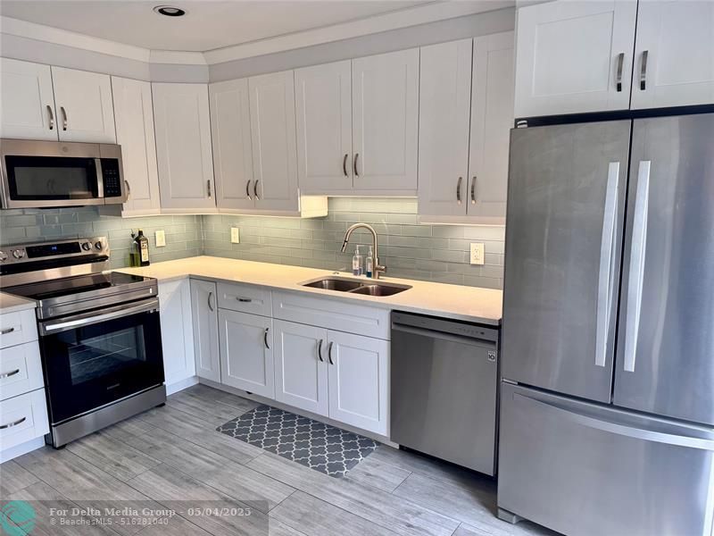 22028 Las Brisas Circle, Boca Raton, FL 33433 Photo