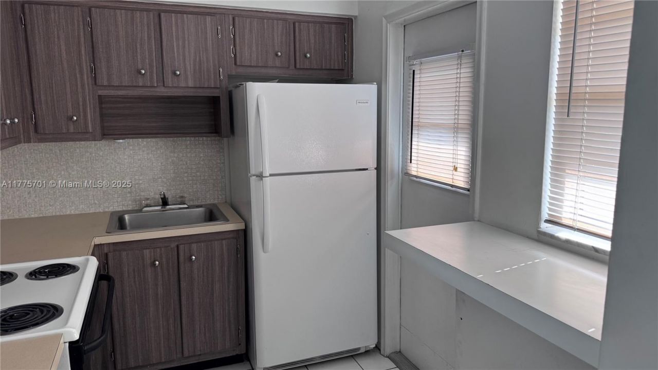 20201 NE 29th Ct, Unit D214, Aventura, FL 33180 Photo