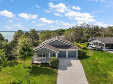 137 E PALMETTO AVENUE, HOWEY IN THE HILLS, FL 34737