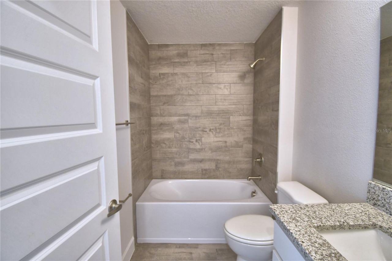 4322 Juliana Lake Drive, Auburndale, FL 33823 Photo