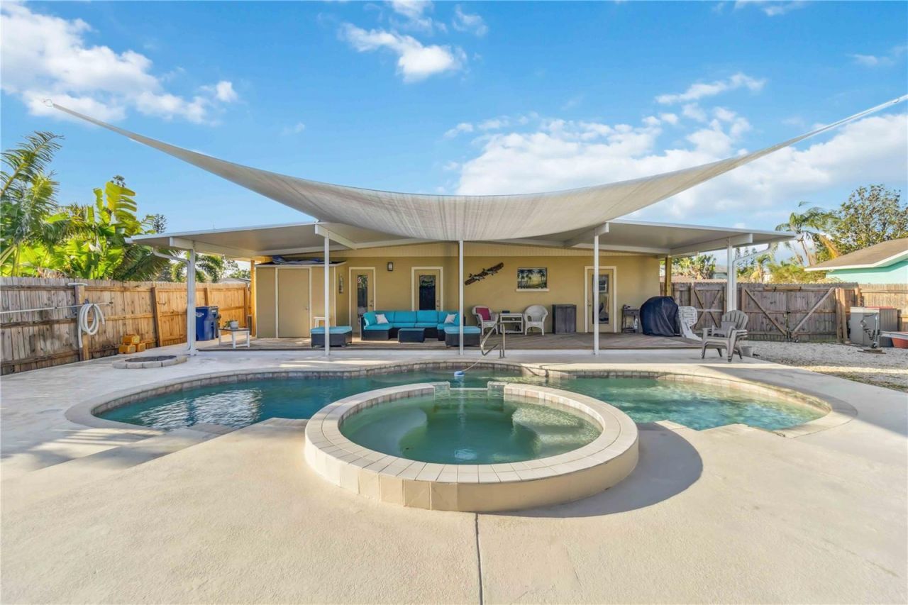 516 45th Street Court W, Palmetto, FL 34221 Photo