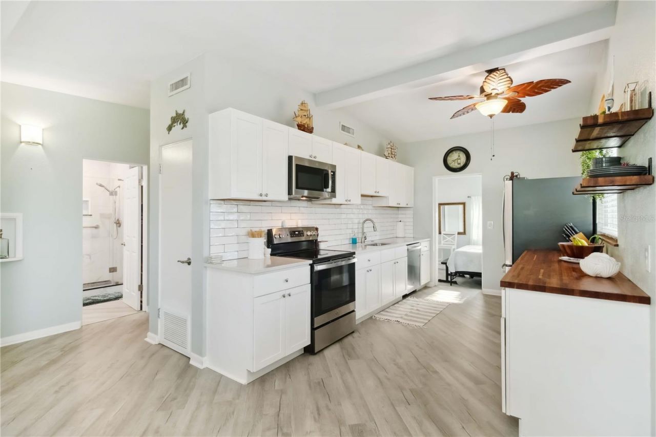 516 45th Street Court W, Palmetto, FL 34221 Photo