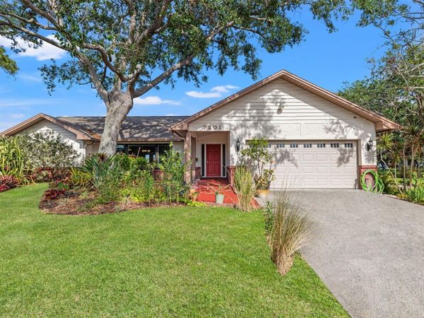 7201 15TH COURT NE, ST PETERSBURG, FL 33702