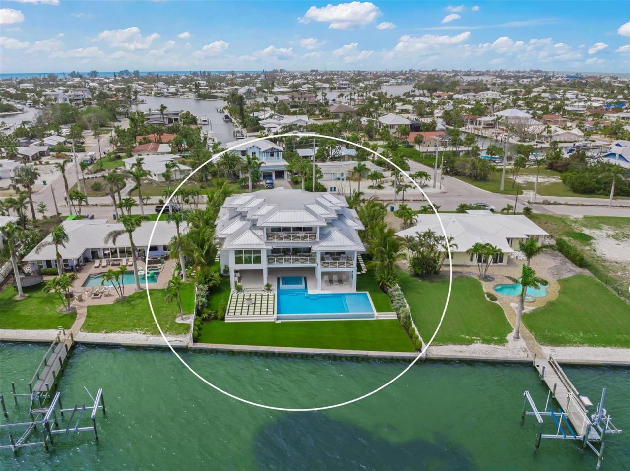 619 Key Royale Drive, Holmes Beach, FL 34217 Photo