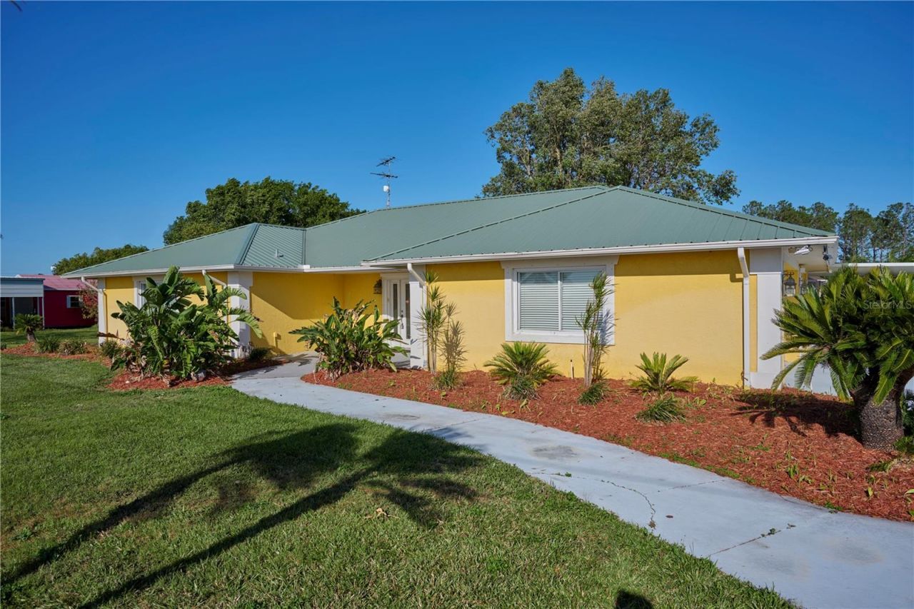 6589 Banyan Drive, Indian Lake Estates, FL 33855 Photo