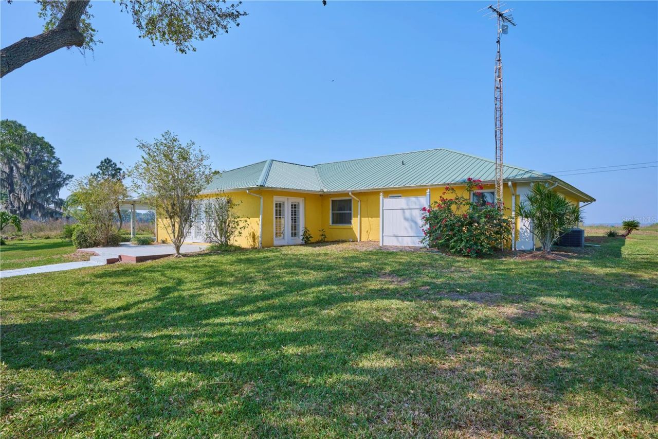 6589 Banyan Drive, Indian Lake Estates, FL 33855 Photo