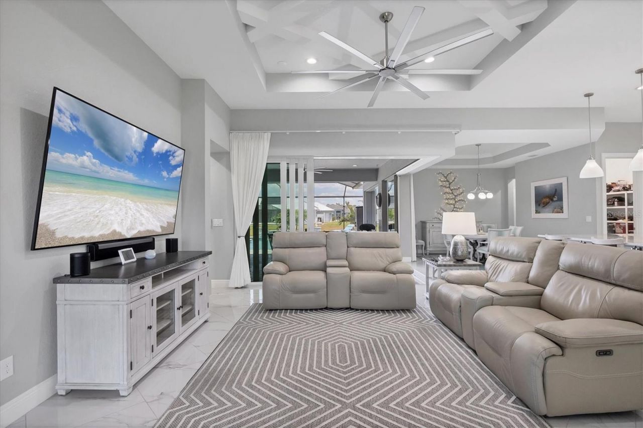 226 W Pine Valley Lane, Rotonda West, FL 33947 Photo