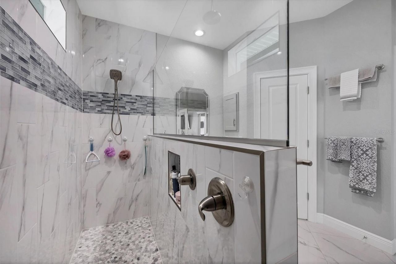 226 W Pine Valley Lane, Rotonda West, FL 33947 Photo