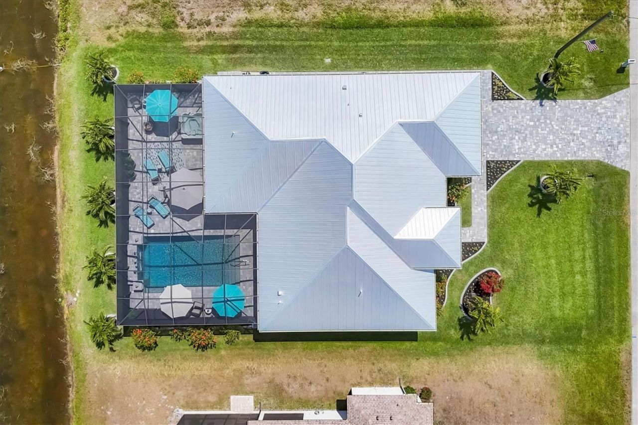 226 W Pine Valley Lane, Rotonda West, FL 33947 Photo