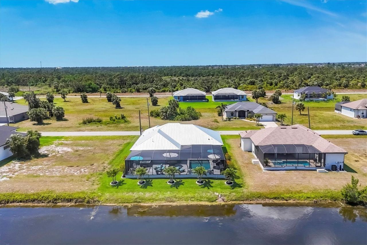 226 W Pine Valley Lane, Rotonda West, FL 33947 Photo