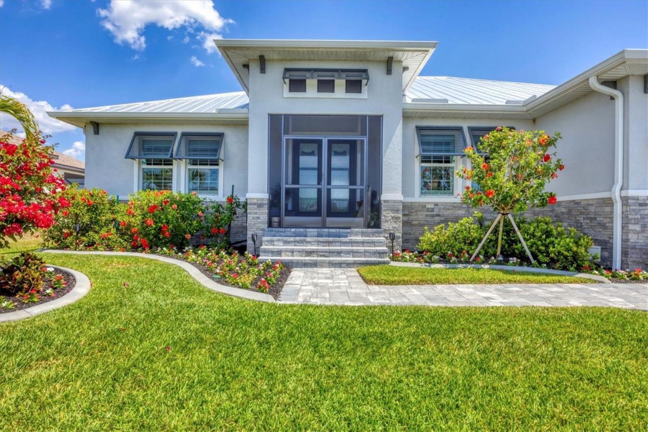 226 W Pine Valley Lane, Rotonda West, FL 33947 Photo