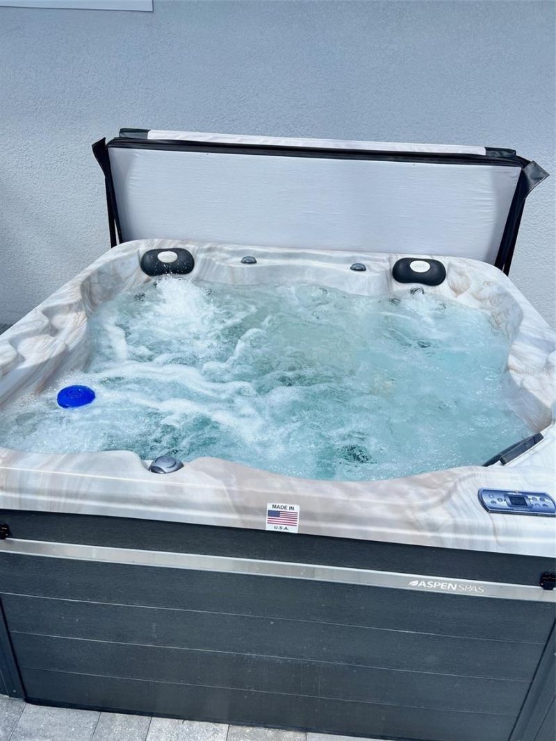 226 W Pine Valley Lane, Rotonda West, FL 33947 Photo