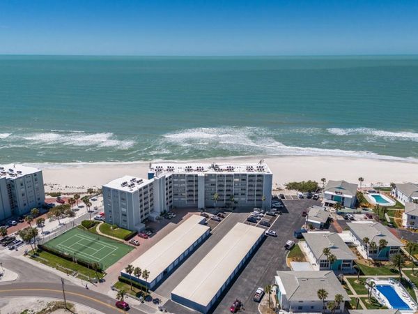 5300 GULF DRIVE, Unit 204, HOLMES BEACH, FL 34217