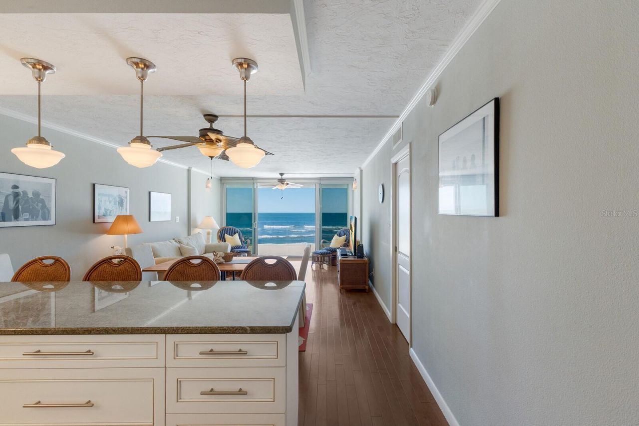 5300 Gulf Drive, Unit 204, Holmes Beach, FL 34217 Photo