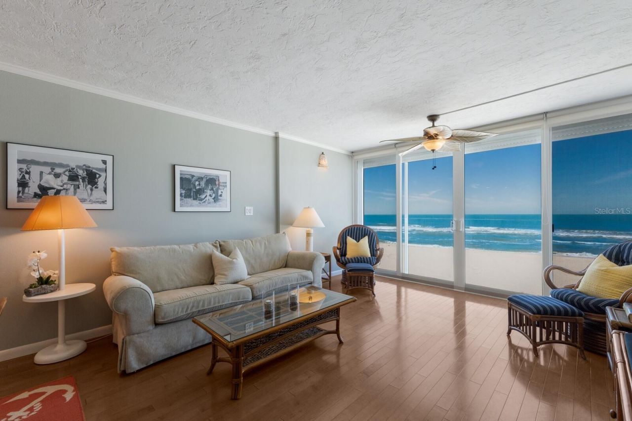 5300 Gulf Drive, Unit 204, Holmes Beach, FL 34217 Photo