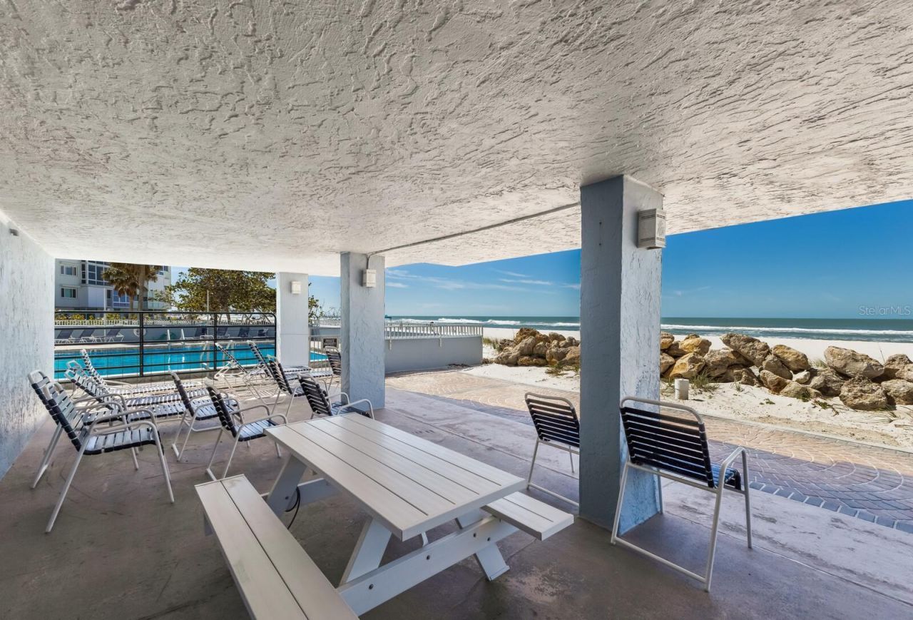 5300 Gulf Drive, Unit 204, Holmes Beach, FL 34217 Photo