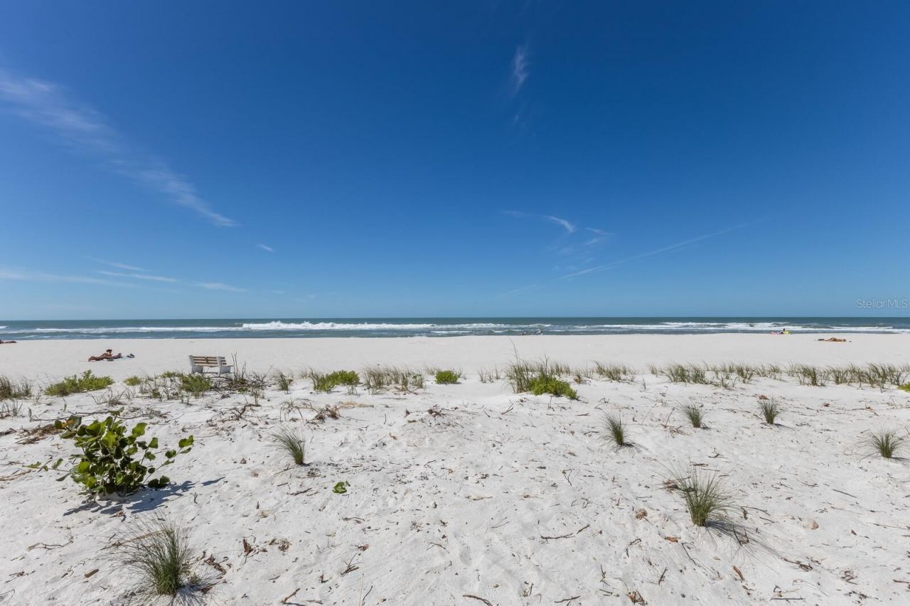 5300 Gulf Drive, Unit 204, Holmes Beach, FL 34217 Photo