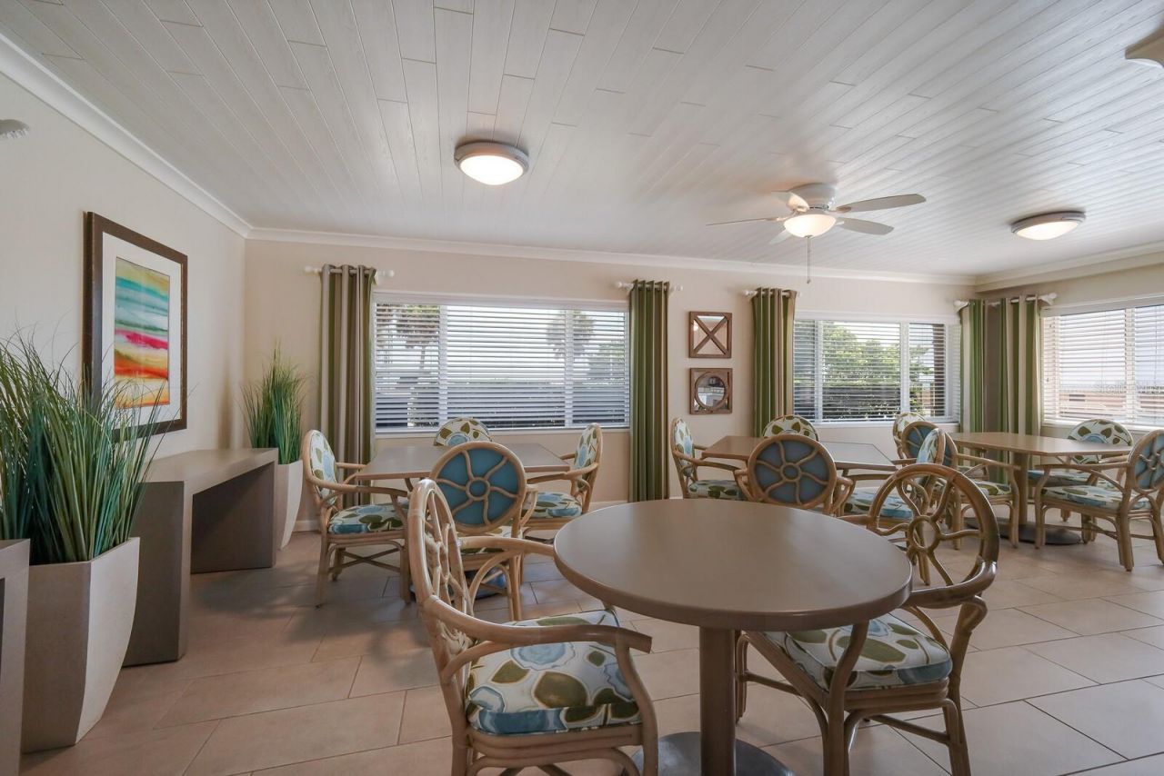 5300 Gulf Drive, Unit 204, Holmes Beach, FL 34217 Photo