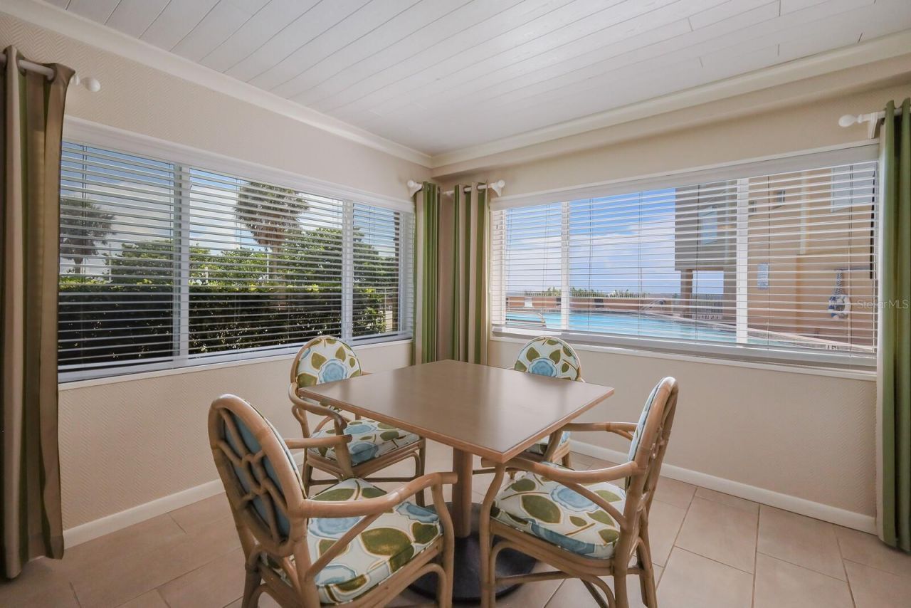 5300 Gulf Drive, Unit 204, Holmes Beach, FL 34217 Photo