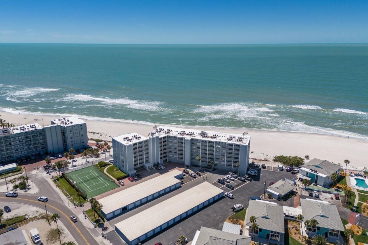 5300 Gulf Drive, Unit 204, Holmes Beach, FL 34217 Photo