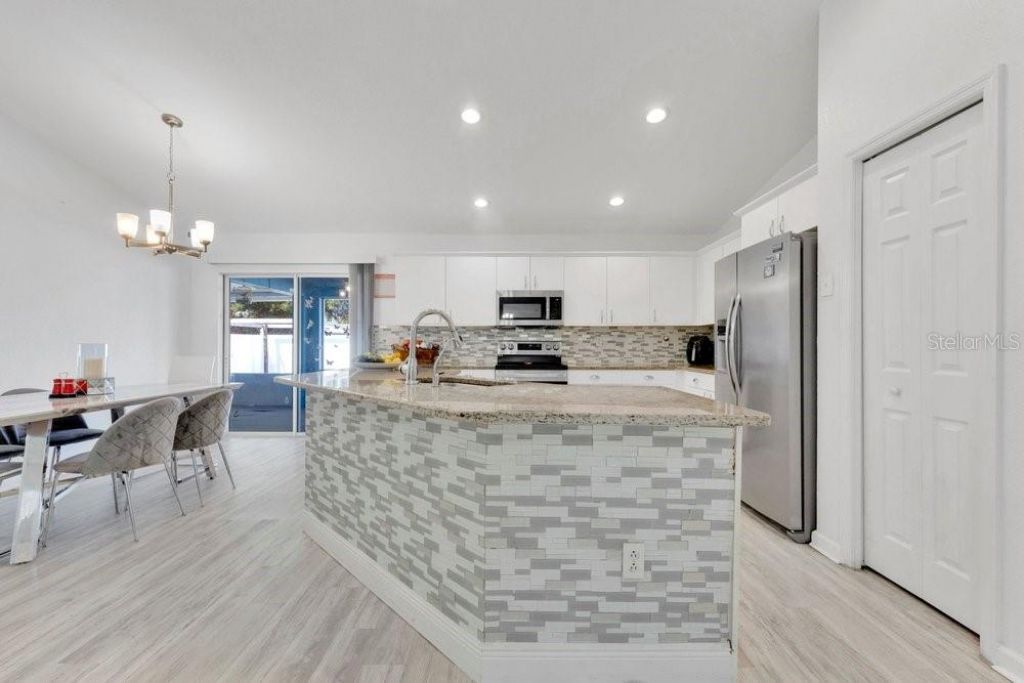 201 NW Goldcoast Avenue, Port Saint Lucie, FL 34983 Photo