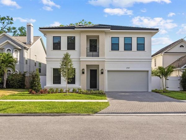 803 W WOODLAWN AVENUE, TAMPA, FL 33603