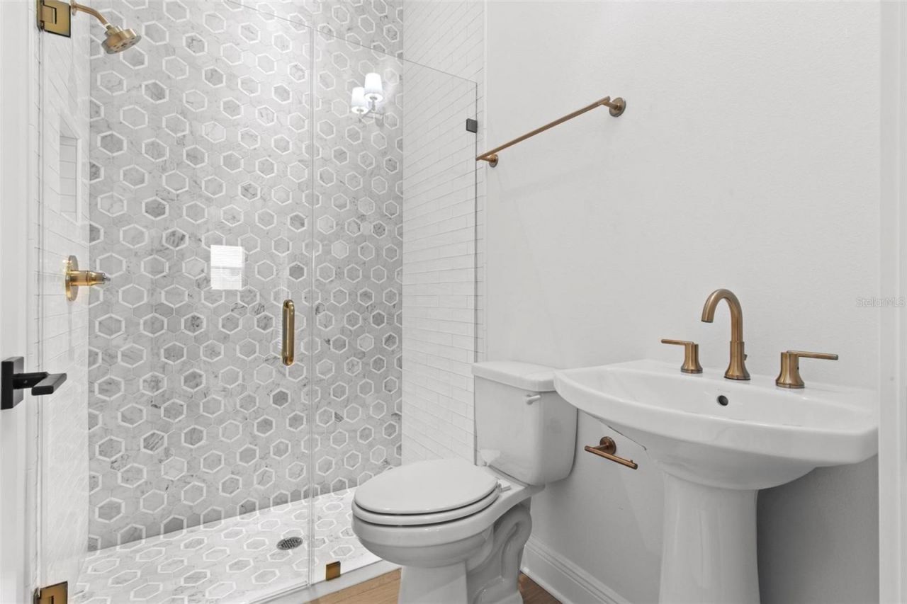 803 W Woodlawn Avenue, Tampa, FL 33603 Photo