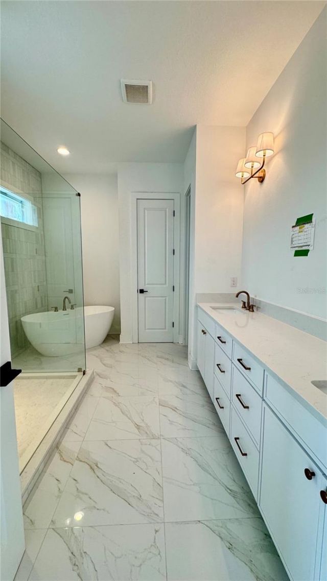 803 W Woodlawn Avenue, Tampa, FL 33603 Photo