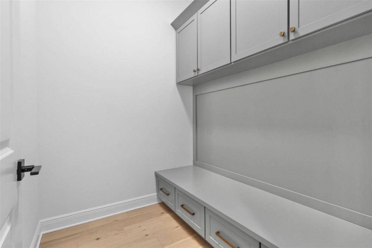 803 W Woodlawn Avenue, Tampa, FL 33603 Photo