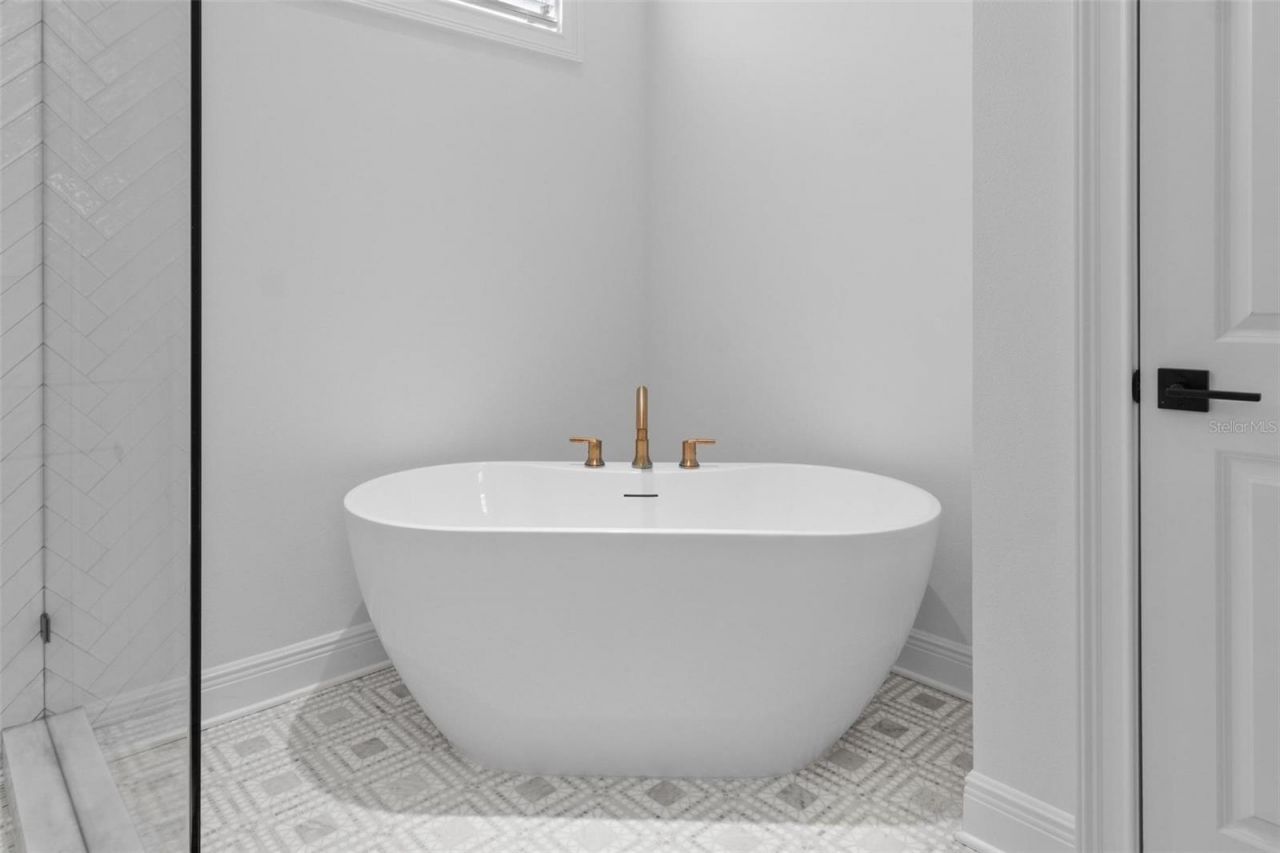 803 W Woodlawn Avenue, Tampa, FL 33603 Photo