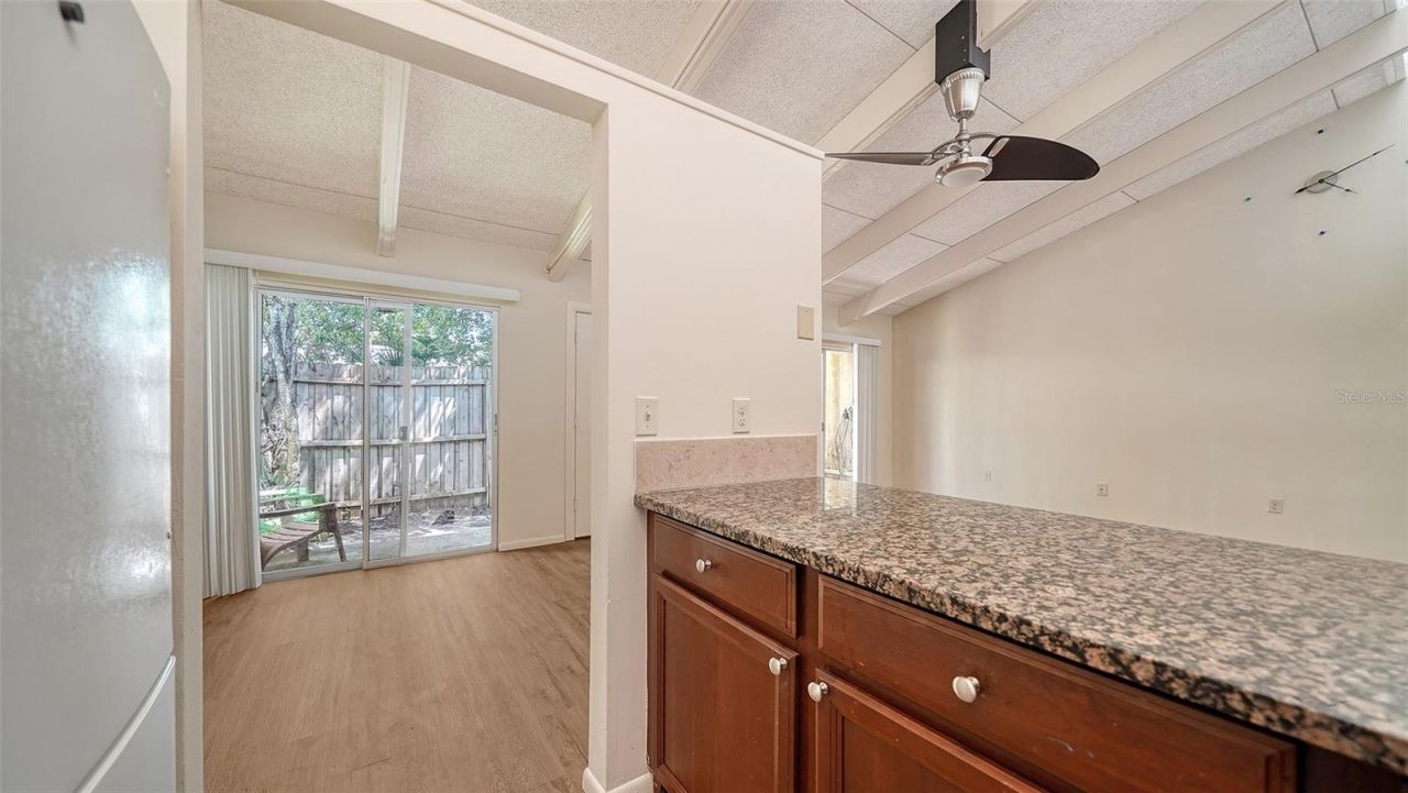 500 N Jefferson Avenue, Unit B-5, Sarasota, FL 34237 Photo