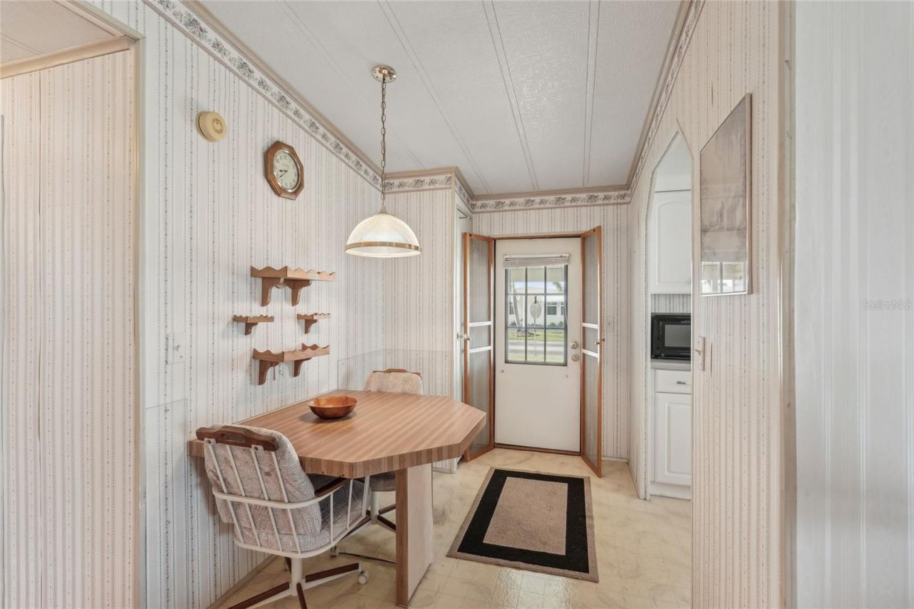 8906 31st Avenue E, Palmetto, FL 34221 Photo