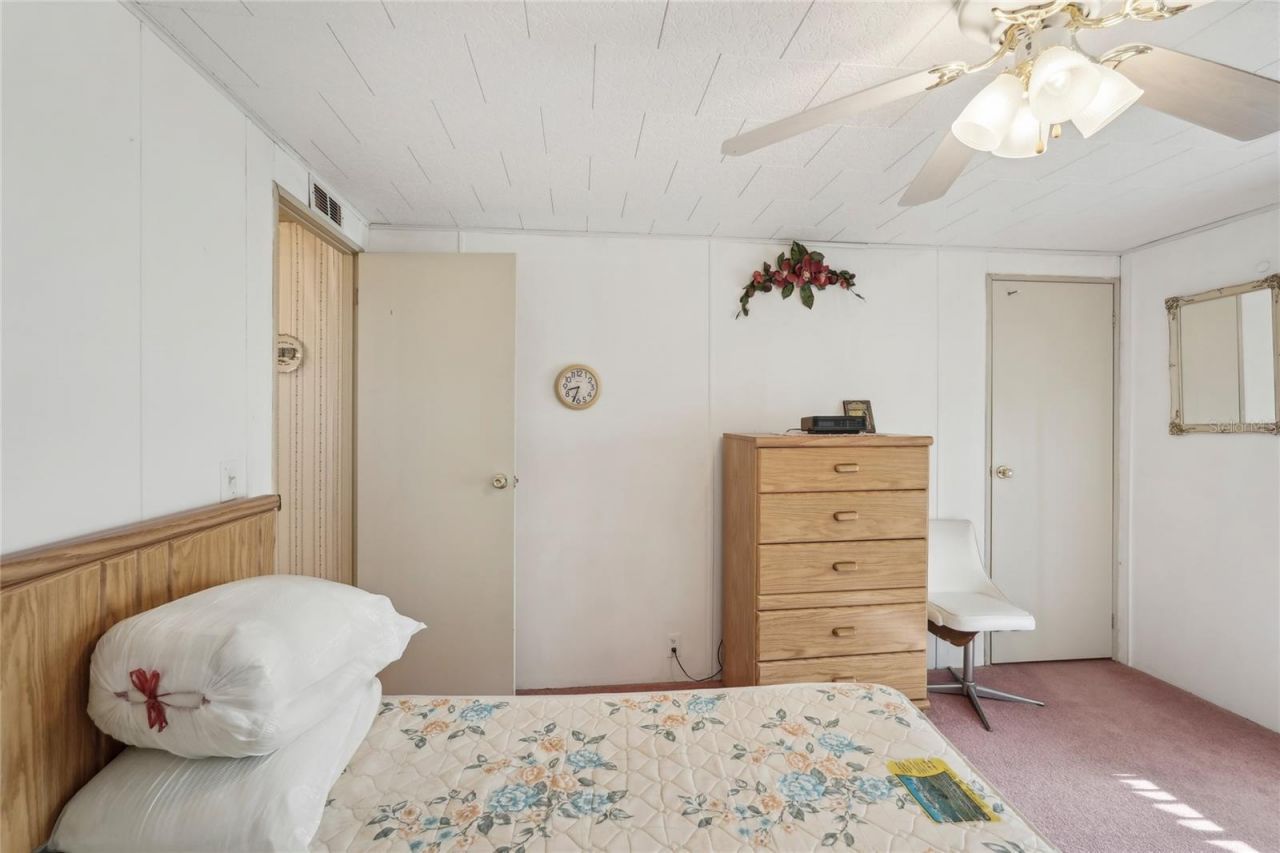 8906 31st Avenue E, Palmetto, FL 34221 Photo