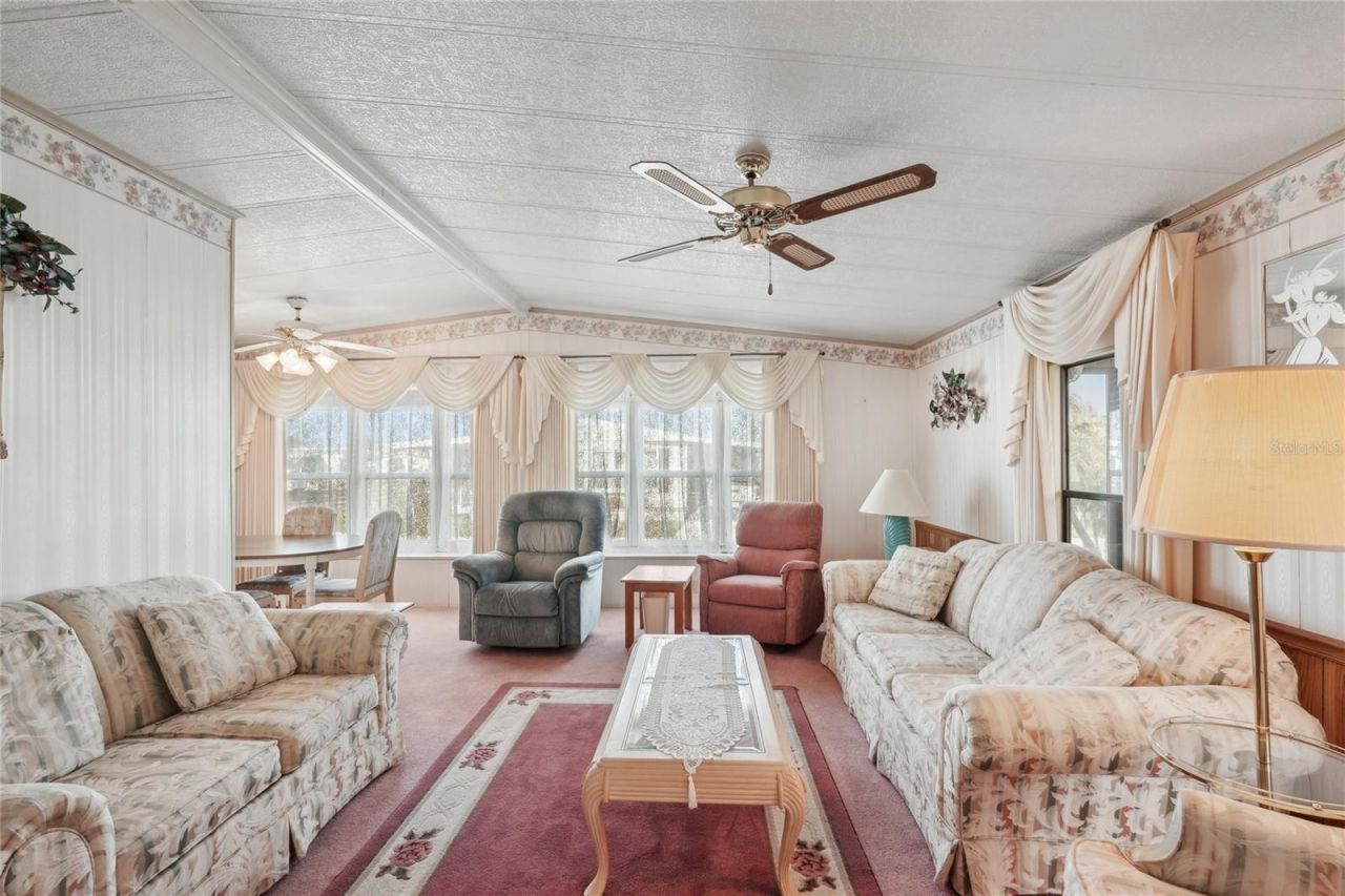 8906 31st Avenue E, Palmetto, FL 34221 Photo