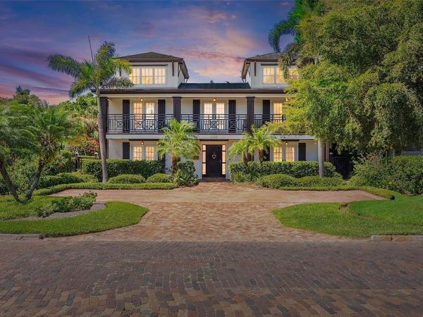 2320 COFFEE POT BOULEVARD NE, ST PETERSBURG, FL 33704