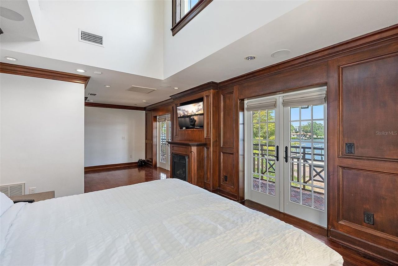 2320 Coffee Pot Boulevard Ne, Saint Petersburg, FL 33704 Photo