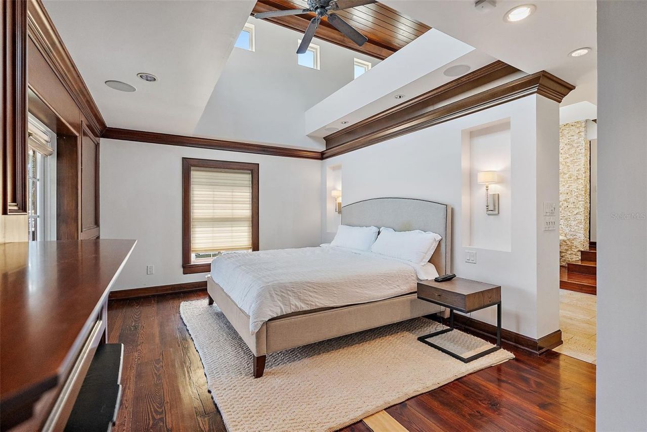 2320 Coffee Pot Boulevard Ne, Saint Petersburg, FL 33704 Photo