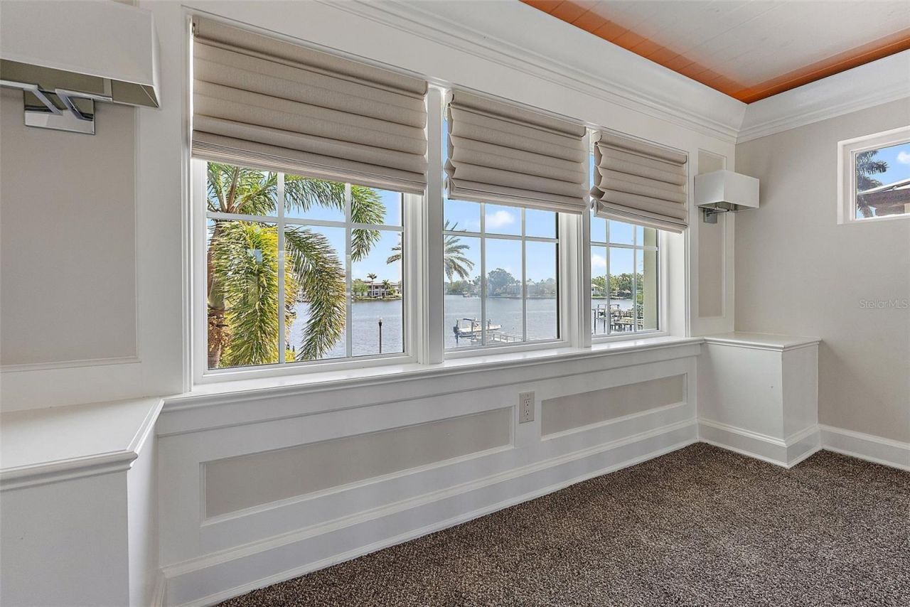 2320 Coffee Pot Boulevard Ne, Saint Petersburg, FL 33704 Photo