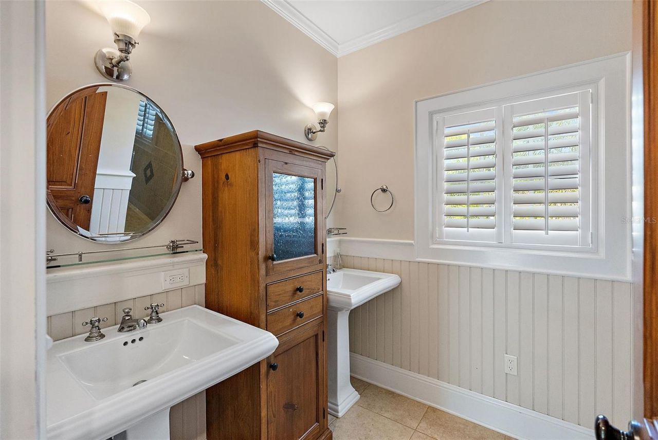 2320 Coffee Pot Boulevard Ne, Saint Petersburg, FL 33704 Photo