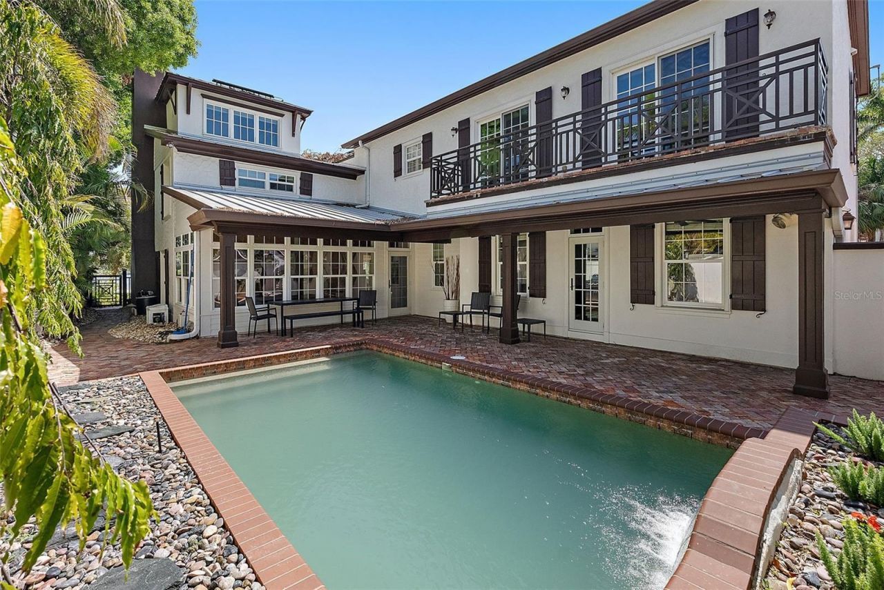 2320 Coffee Pot Boulevard Ne, Saint Petersburg, FL 33704 Photo