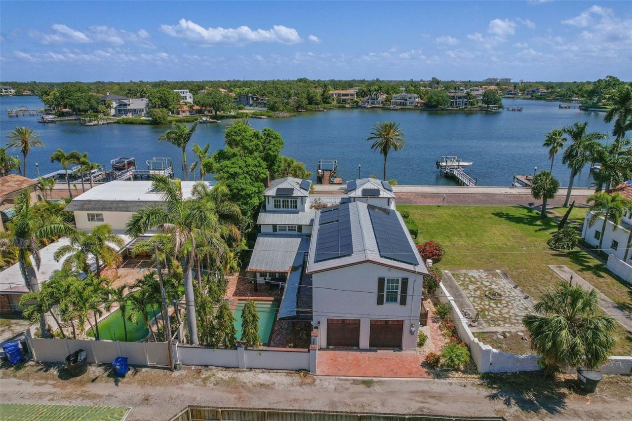 2320 Coffee Pot Boulevard Ne, Saint Petersburg, FL 33704 Photo