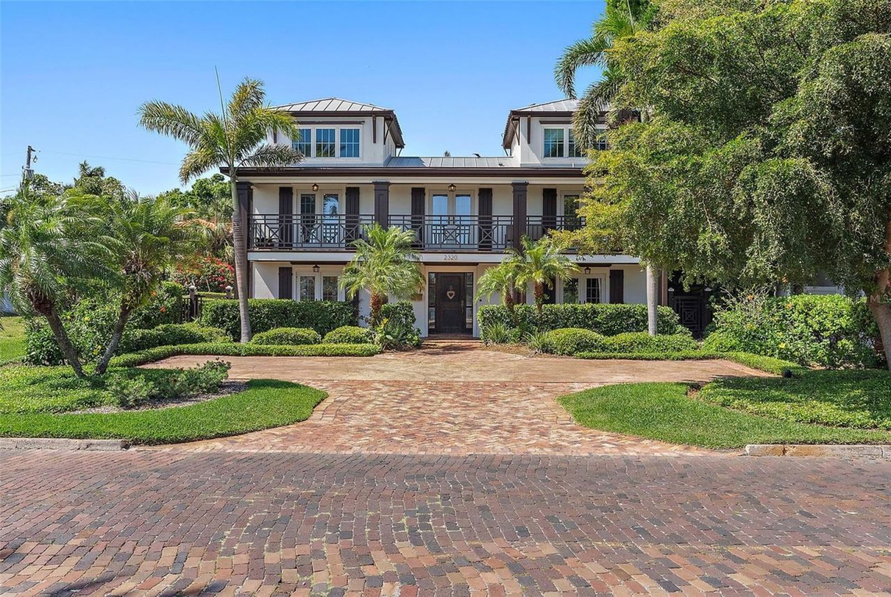 2320 Coffee Pot Boulevard Ne, Saint Petersburg, FL 33704 Photo