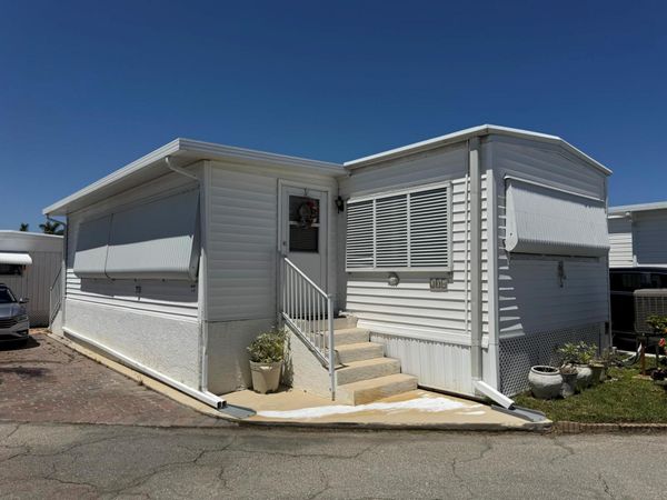 204 Palm Drive, Unit I, Briny Breezes, FL 33435