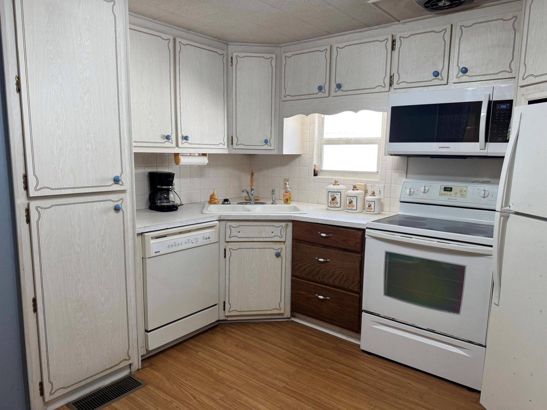 204 Palm Drive, Unit I, Briny Breezes, FL 33435 Photo