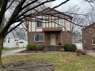 906 NEFF Road, Grosse Pointe, MI 48230
