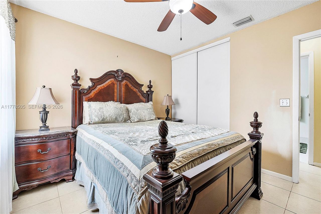 4101 E Coral Tree Cir, Unit 313, Coconut Creek, FL 33073 Photo