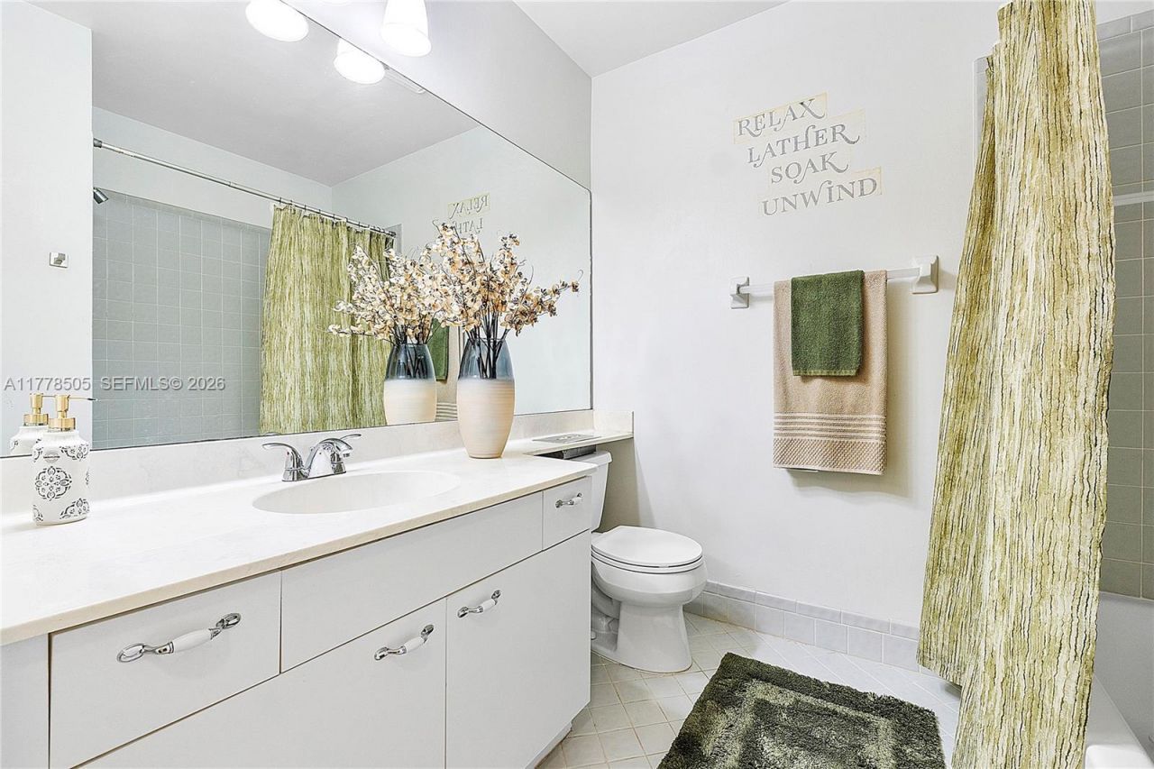 4101 E Coral Tree Cir, Unit 313, Coconut Creek, FL 33073 Photo