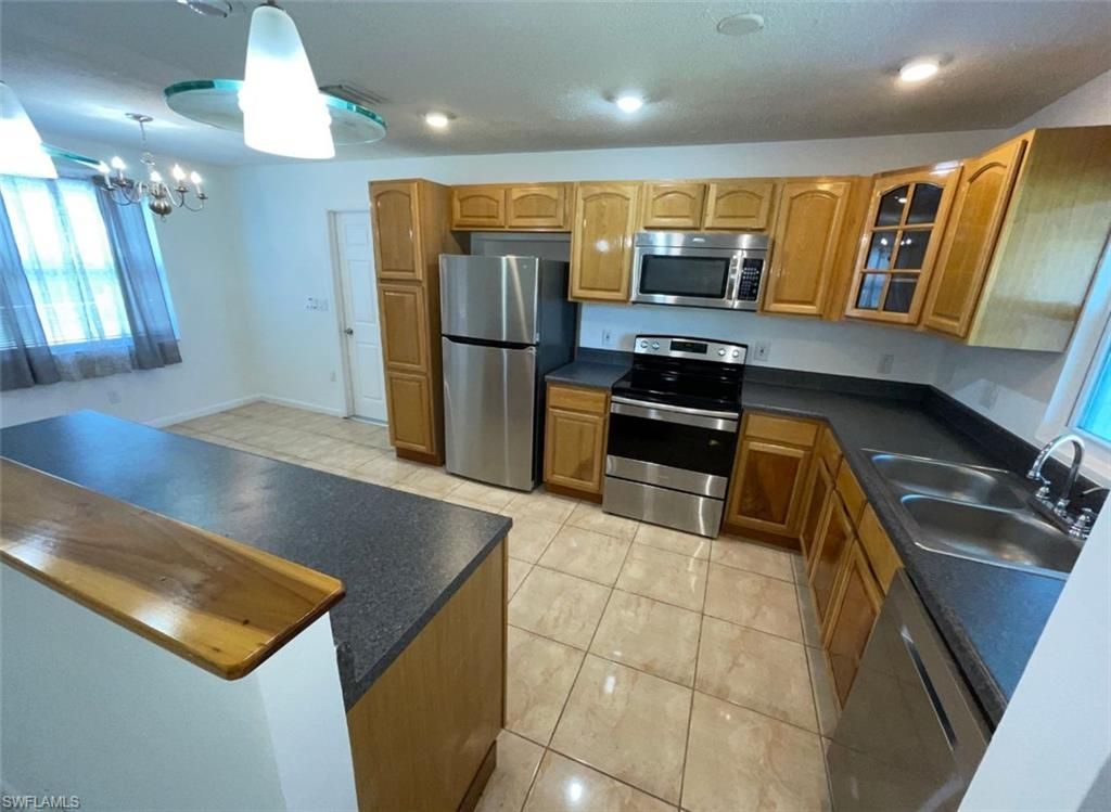 25 Estate Dr, North Fort Myers, FL 33917 Photo