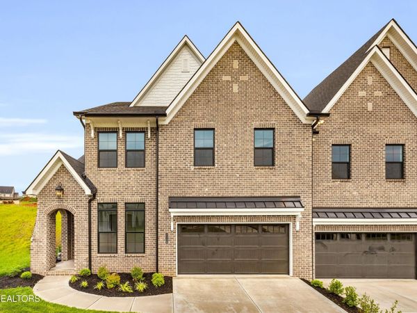 1136 Branch Hook Rd, Knoxville, TN 37934